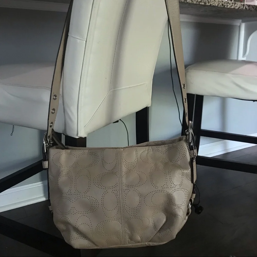 Coach leather cross body purse - Picture 1 of 15